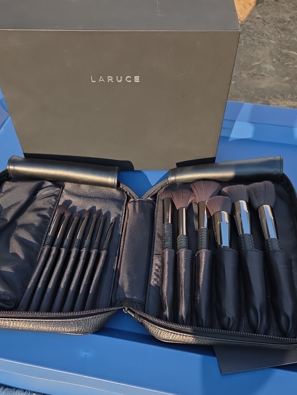 Laruce Ann 13 Piece Set With Case